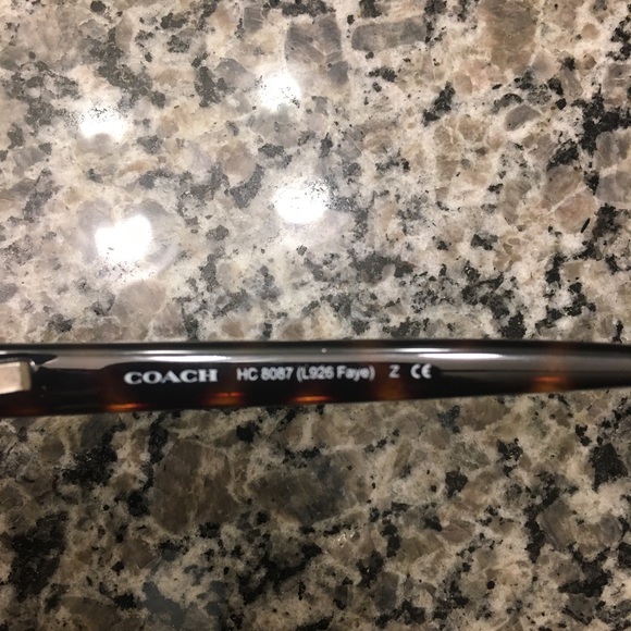 COACH dark tortoise sunglasses - Picture 5 of 6